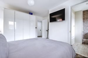 Photo 19- click for photo gallery